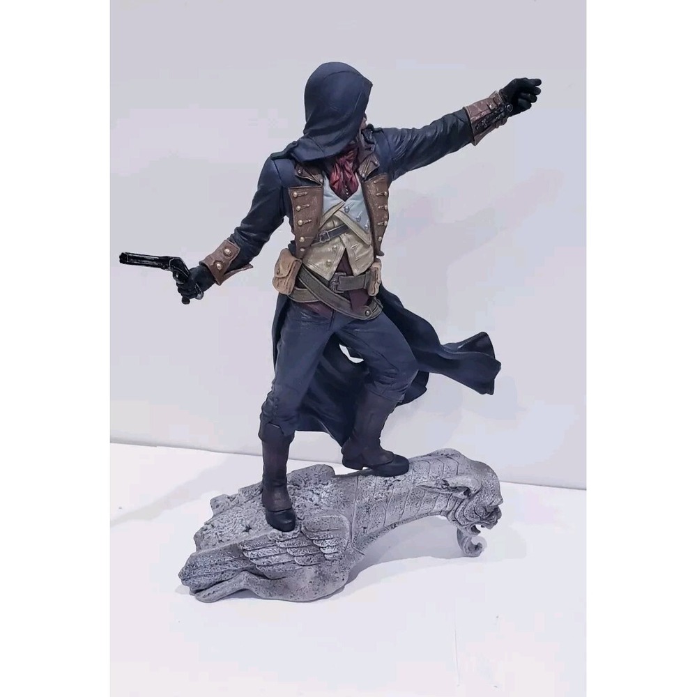 Assassins Creed Unity Arno Dorian Figure Ubisoft Collectibles Statue Figure